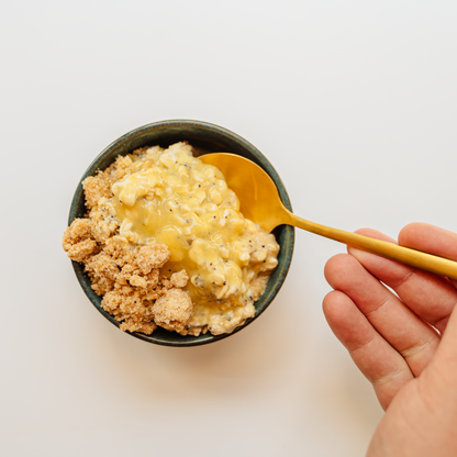 Lemon Overnight Oats with Crunchy Crumble